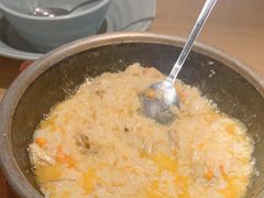 蟹粉捞饭-蜜桃餐厅·伴山(绿宝广场店)