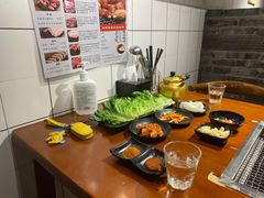 -肉甲韩国木炭烤肉(新壹街1店)