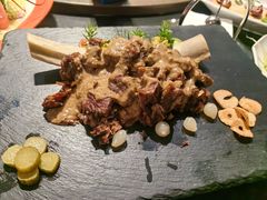 飘香牛肋骨-尚9·一滴水江景中餐厅
