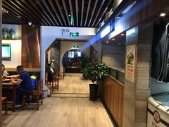 -亮亮面馆(经六路店)