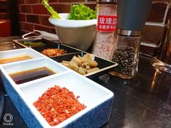 -鹤江桥·红油牛肉粉(SKP店)