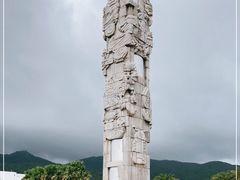 -亚龙湾中心广场