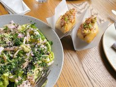 鸡肉生菜芝麻色拉-BOR Eatery(安福路店)