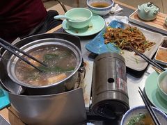 -潮界(LU·ONE凯德晶萃广场店)