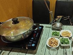 -丫丫汤膳打边炉(宏府408坊店)