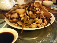 茶树菇煲鸡脚-欢聚一堂(芳村大道南店)