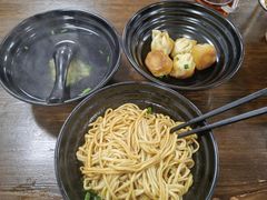 -赵宝美煎包店