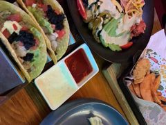 -Famous肥猫墨西哥音乐餐吧(五棵松华熙LIVE店)