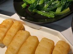 -本来精品川菜(嘉里中心店)