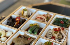 Jiangnan Stir-Fried Sauce Delicacy
