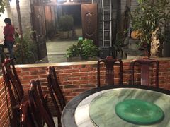 -四方小吃·白族庭院餐厅