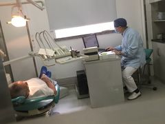 -上海市口腔医院(徐汇院区)