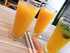 -必胜客(世纪港湾店)