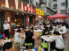 -正宁路小吃夜市