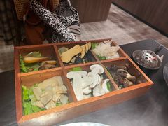 -芸鲜季·云南野生菌餐厅· 云南风物味研社(闵行店)