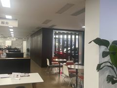 -上海永达奥诚奥迪4S店(申江路店)