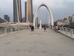 -南京眼步行桥