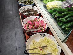 自助取餐区-冷大厨灌汤包