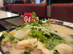 -肥汁米蘭香港米线(长宁来福士店)