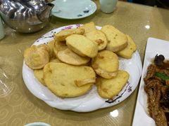 馒头-春水锅贴·传统鲁菜(大明湖店)