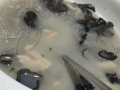 -唔呶喔哩酒家(生产街店)