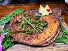 -老滇山寨•云南特色菜•地方菜•民族风情歌舞表演(金碧店)