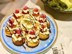 草莓忌廉华夫饼-BE BRIGHT KITCHEN(正佳广场店)
