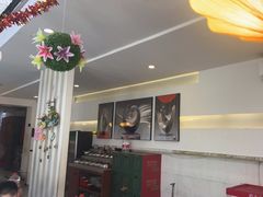 -毛辣果·贵州红酸汤牛肉火锅(西单店)