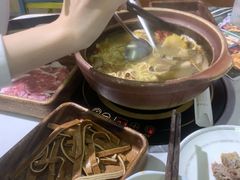 -菌小白火锅(时尚天河店)