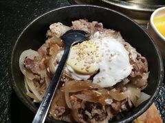 香辣肥牛拌饭-嘿嘟嘟·肋条烧肉放题(爱融荟城店)