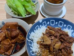 -红猪卤肉饭(大西洋美食城店)