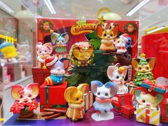 -泡泡玛特POPMART(蓝色港湾店)