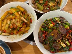 -吃饭皇帝大土家民族菜(正大广场店)