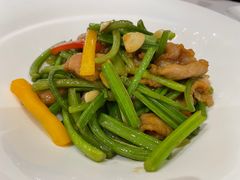 鲍芹炒爽肉-月福京味斋·烤鸭店·北京菜(鼓楼总店)