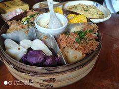 -黄桷树曹家私房菜(江与城店)
