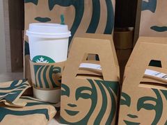 -星巴克臻选(盐城金鹰聚龙湖店)