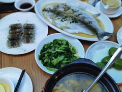-品鲜村农家菜·阳澄湖大闸蟹(总店)