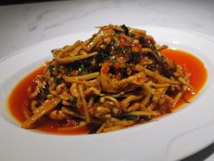 鱼香肉丝-龙抄手(文殊坊店)