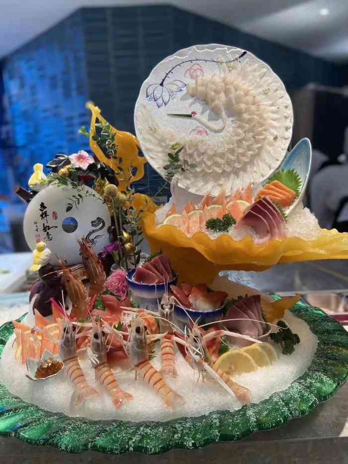 海皇是东阳一个海鲜火锅老牌子搬新地址后第一次去味道还是那个味道