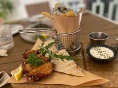 -Mark&Mars Restaurant