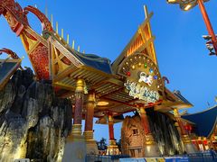 -七彩云南欢乐世界