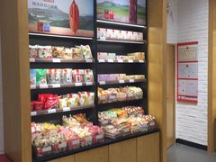 面包甜点陈列柜-良品铺子(五角场万达店)