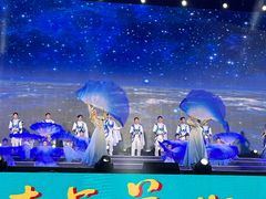 -东港音乐喷泉广场