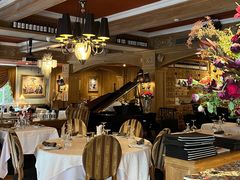 -火车头法国西餐厅