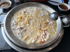 -老来福·非遗酸汤兔(凯旋路店)