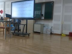 -上海市虹口区青少年活动中心(欧阳路)