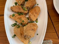 -Chom Cafe and Restaurant
