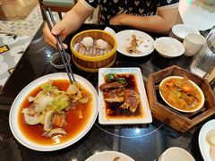 -玉兰苑一等茶餐厅
