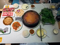 -贵府酸汤牛肉火锅·贵州老字号(飞山街店)