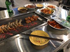 -马路牙子烧烤音乐酒馆(望京店)